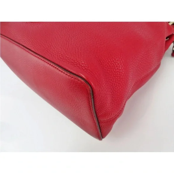 Gucci Vibrant Red Shoulder Bag - Picture 7 of 15